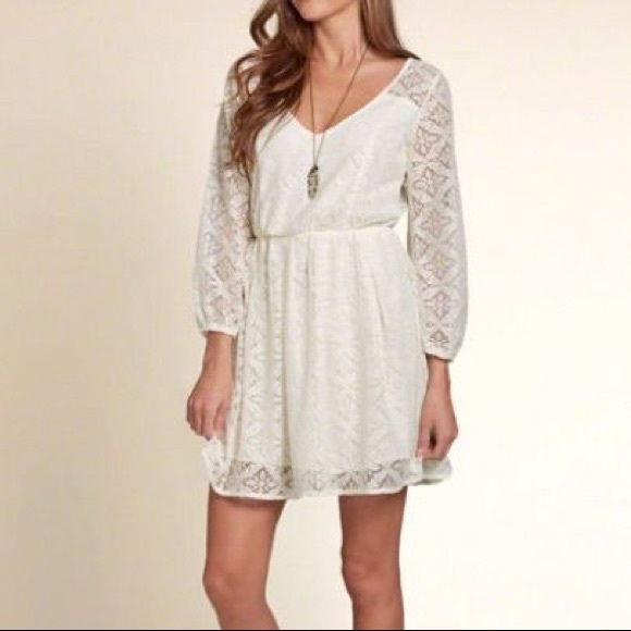 Hollister Dresses & Skirts - NWOT White V Neck & Open Back Hollister Lace Dress